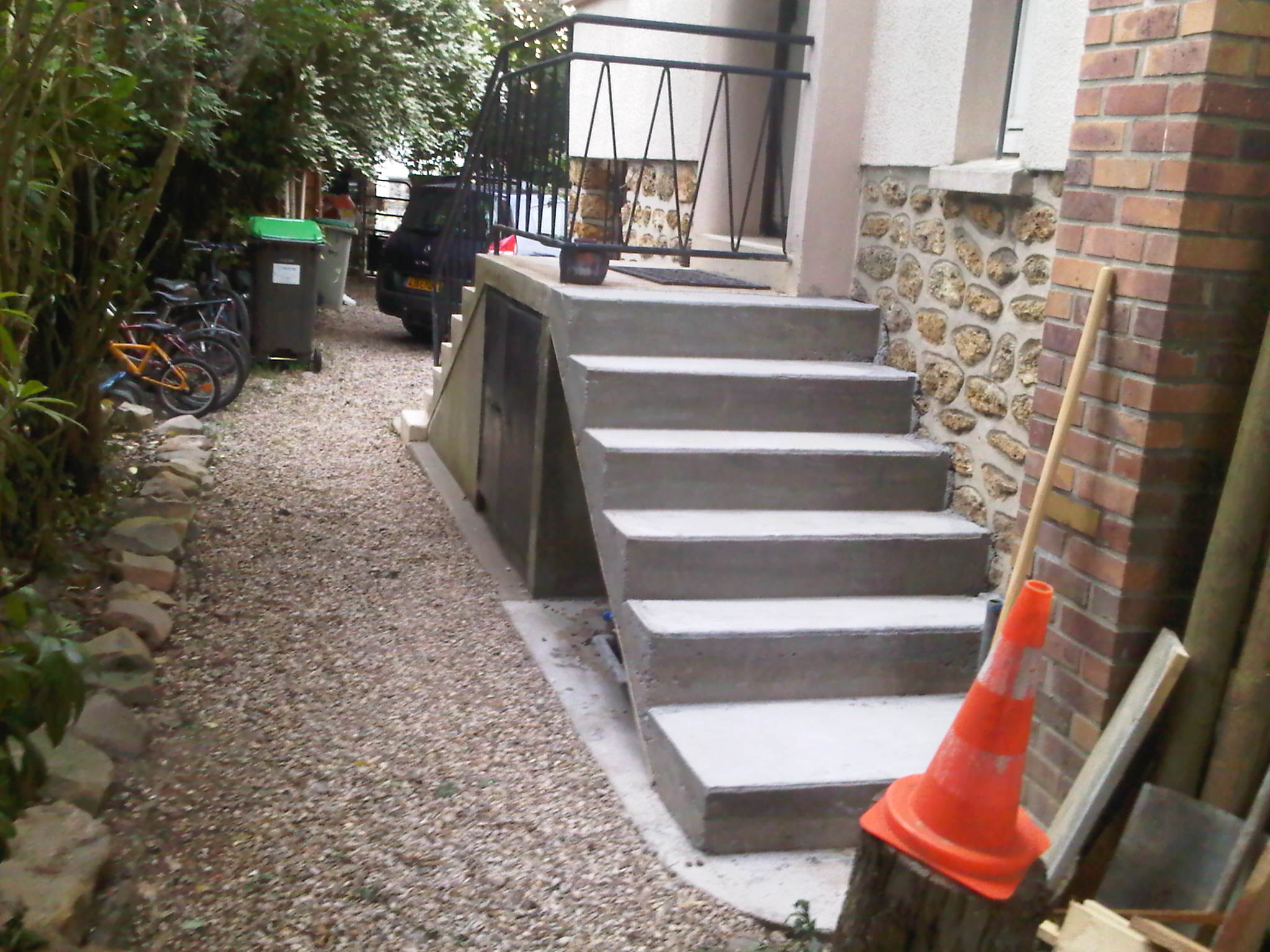 IMG00189-20110510-2024